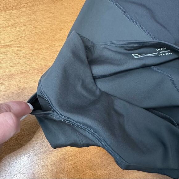 Under Armour Women’s Compression Workout Leggings Sz Large L Gray Active Pockets - Picture 5 of 9